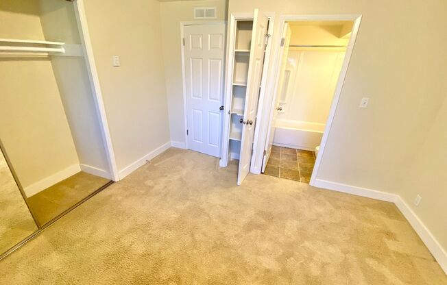 1 bed, 1 bath, 520 sqft, $1,595, Unit 305