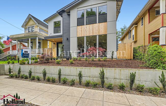 COMING SOON! Bright & Spacious 3-Bedroom Home with Modern Comfort – Ideal Layout & Natural Light! 1 Application in process as of 5/19
