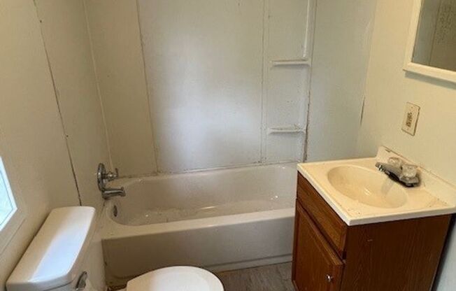 1 bed, 1 bath, $575