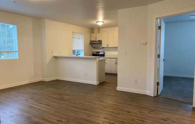 1 bed, 1 bath, 600 sqft, $1,235, Unit Unit 306