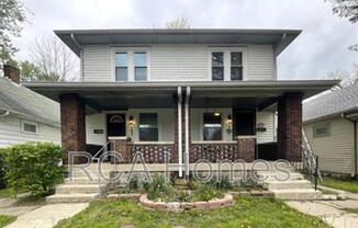367 S GRAND AVE