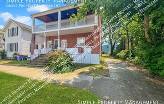 742 4 ST NW
