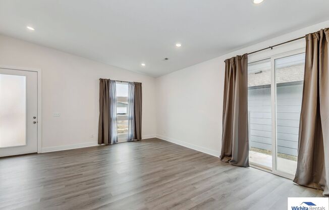 3 bed, 2 bath patio home