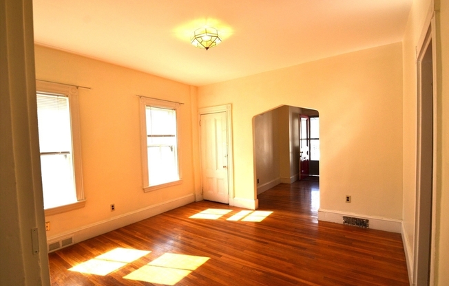14 ADAMS ST