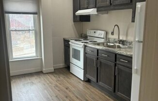 302 S MAIN ST