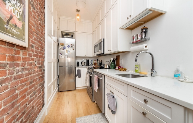 167 COMMONWEALTH AVE