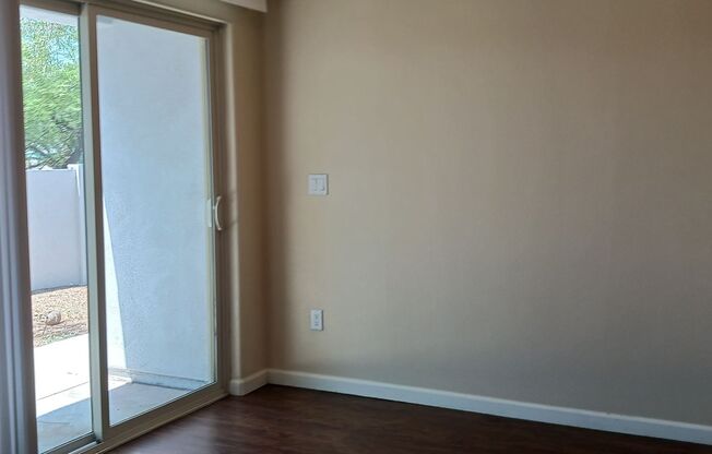 2 beds, 1.5 baths, 1,047 sqft, $1,395, Unit Unit 19