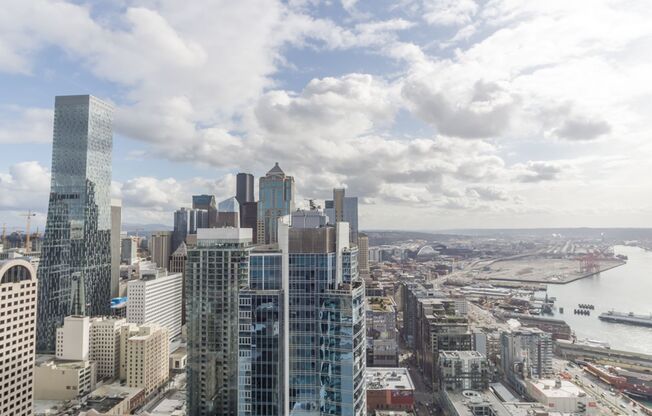 2bd/1ba Seattle Condo