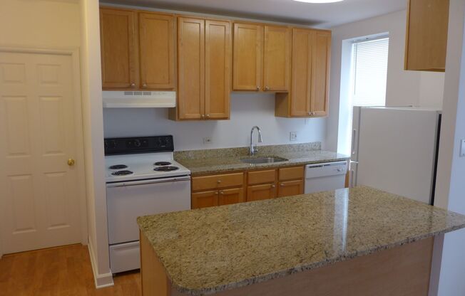 808-12 W Junior Terrace