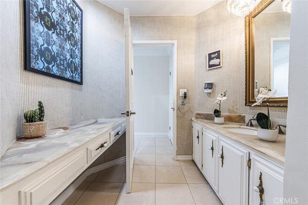 18022 LK ENCINO DR