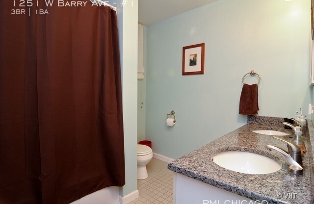 1251 W Barry Ave