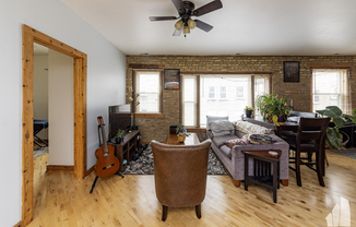 1622 W Columbia Ave, Chicago IL 1S