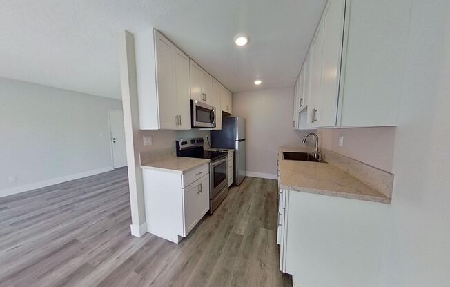 Bronze Door Apartments