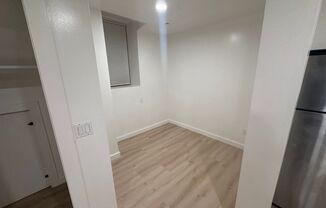 Studio, 1 bath, 440 sqft, $2,195, Unit 04