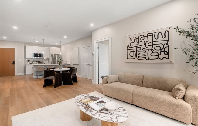 3 beds, 2 baths, 1,099 sqft, $4,800, Unit 607