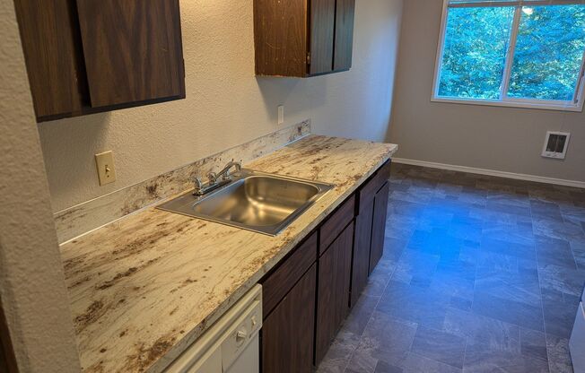 1 bed, 1 bath, 687 sqft, $1,125, Unit 45