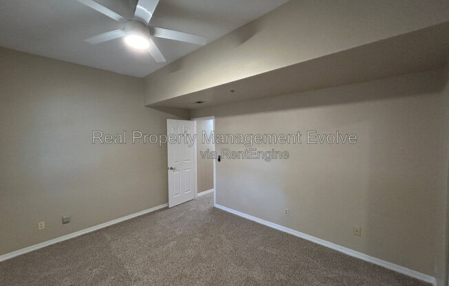 3 beds, 2 baths, 1,428 sqft, $1,995, Unit 240