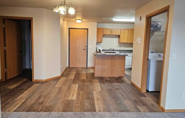 2 beds, 2 baths, 1,014 sqft, $1,415, Unit 1830-114