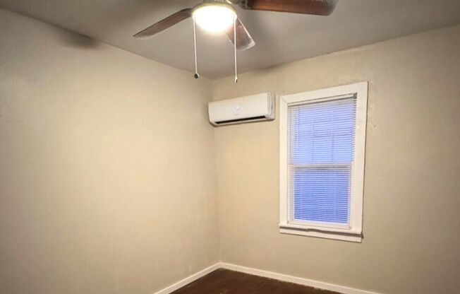 2 beds, 1 bath, $800