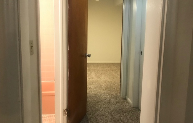 Harney Square Apartments - Blackstone District