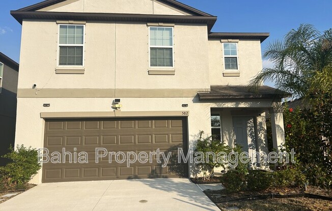 582 ROYAL EMPRESS DR