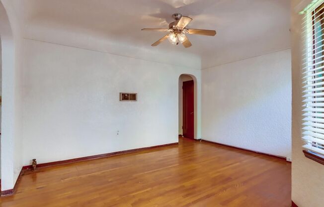 1 bed, 1 bath, $1,995, Unit 229