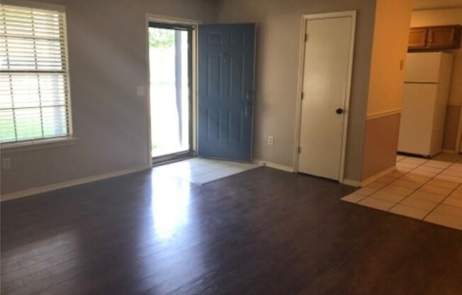 3 beds, 2 baths, $1,350