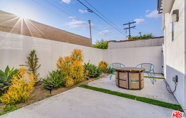 2627 SOMERSET DR