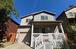 Beautiful 4Bd/3Ba Home in Glenfair neighborhood of Portland! ~ Private backyard with covered deck!