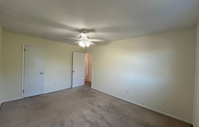 2 beds, 1 bath, 1,000 sqft, $1,700, Unit Unit B