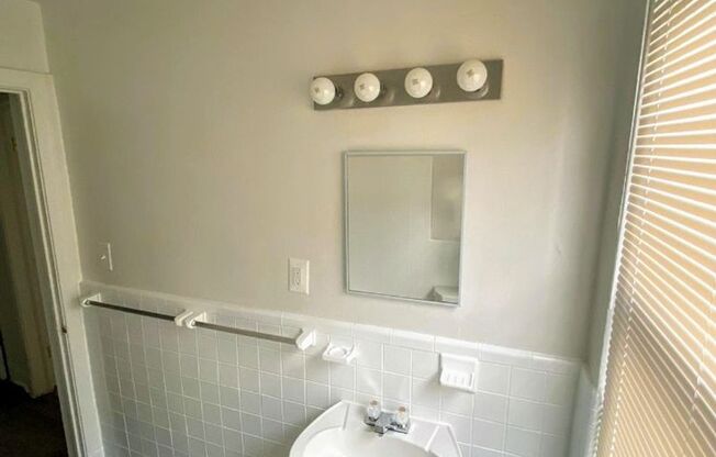 2 beds, 1 bath, 788 sqft, $1,725, Unit 4210P3
