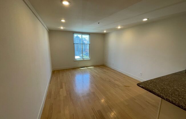 1670 Kirkwood Avenue(1329r)