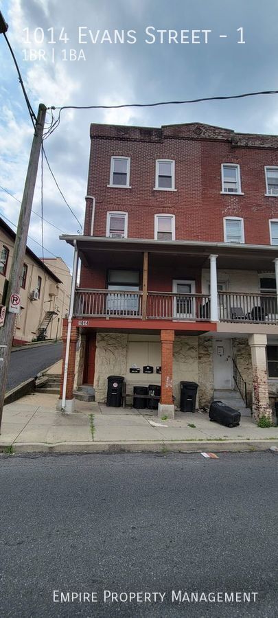 1014 EVANS ST