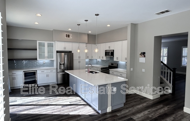 363 CORONADO