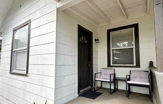 Flats at Riverside Park