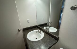 1 bed, 1 bath, 530 sqft, $829, Unit IP-28