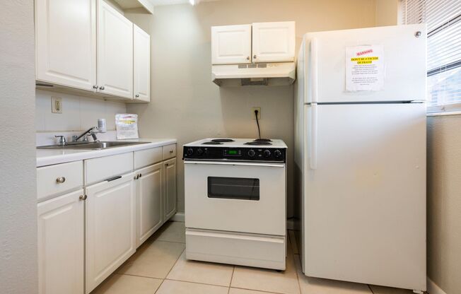 1 bed, 1 bath, 600 sqft, $1,350, Unit 7