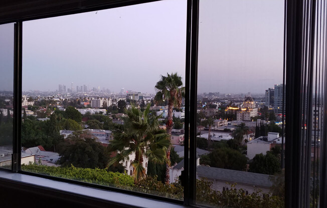 2 beds, 2 baths, 910 sqft, $2,895, Unit 406