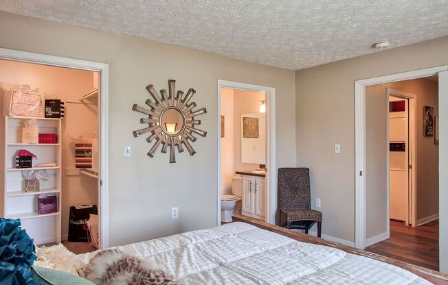 Keeneland Crest Apartments