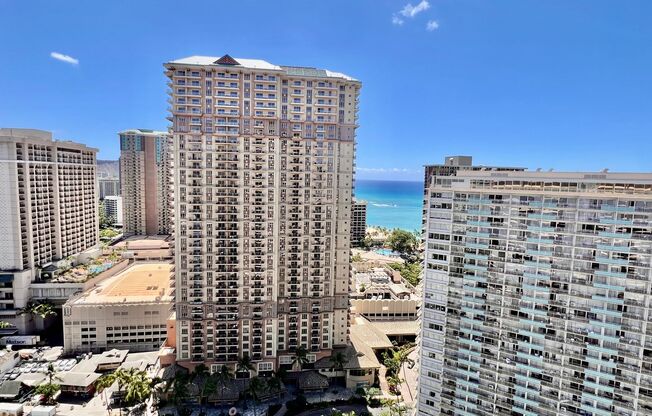 1 bed, 1 bath, $2,895