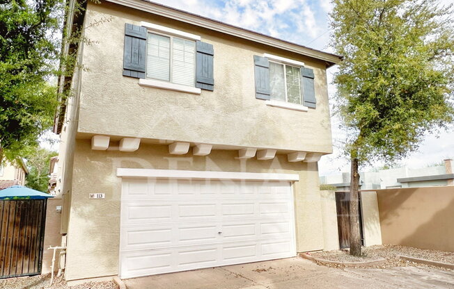 113 E PALOMINO DR