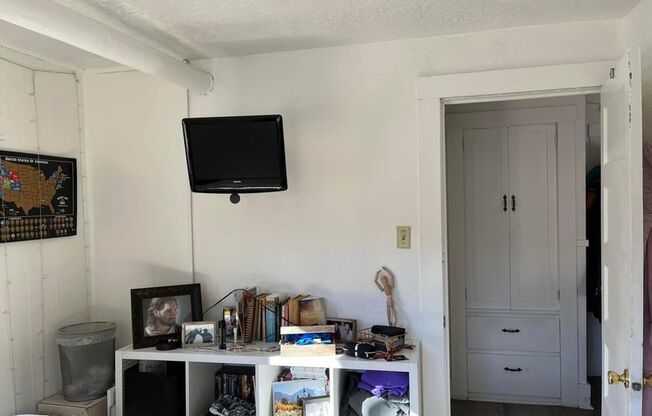 1 bed, 1 bath, 640 sqft, $1,025, Unit 224 E 400 N