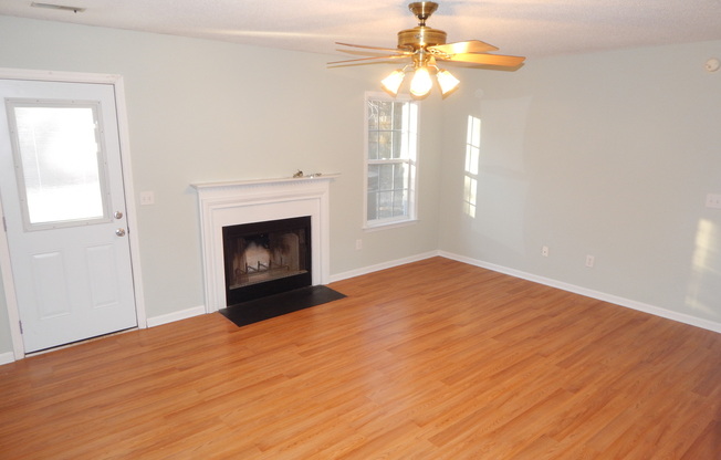 3 beds, 2 baths, $2,200