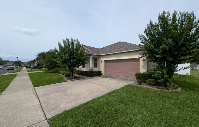 4/2 Home - Gated Community in Winter Garden