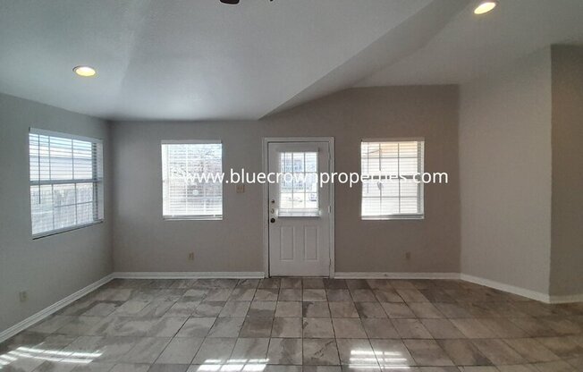 12111 QUAIL DR