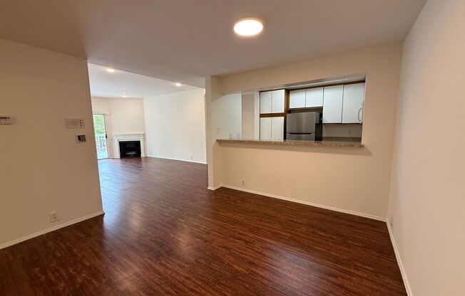 Elegant 2BR/2BA Retreat with Massive Private Patio – Minutes from Beverly Hills