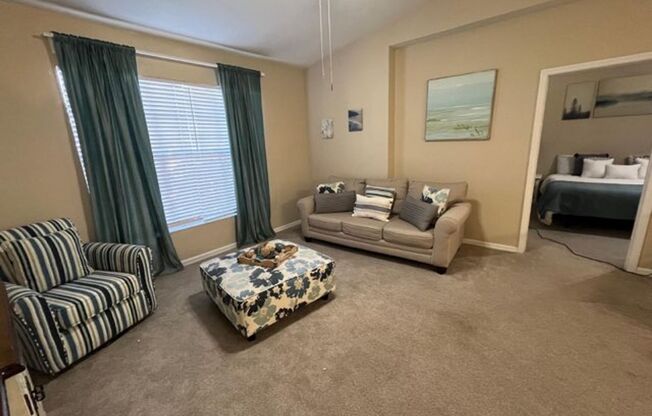 1 bd / 1 ba condo in The Palms Club Community