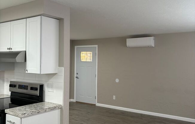 2 beds, 1 bath, 864 sqft, $1,450, Unit MAP627