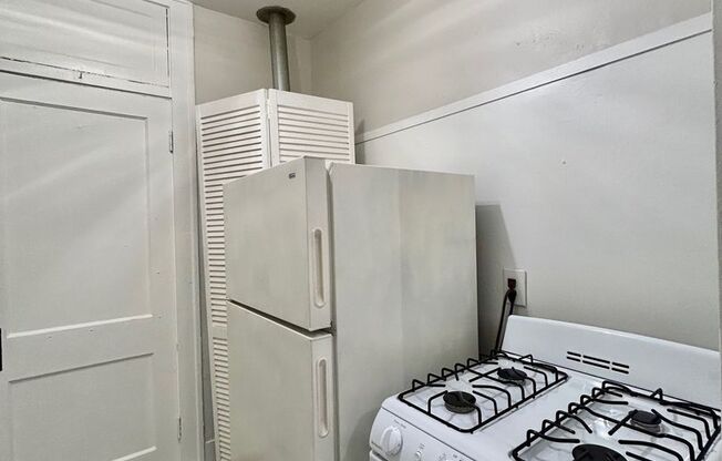 1 bed, 1 bath, $1,095, Unit B2618