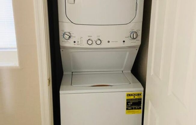 2 beds, 2.5 baths, $1,750, Unit UNIT 173